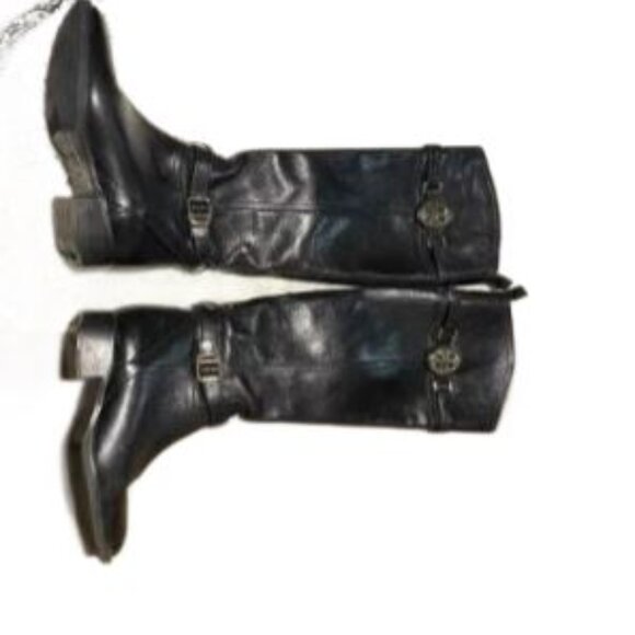 TORY BURCH Black Leather Riding Boot Size 8
Good condition-offers accepted - Picture 4 of 6
